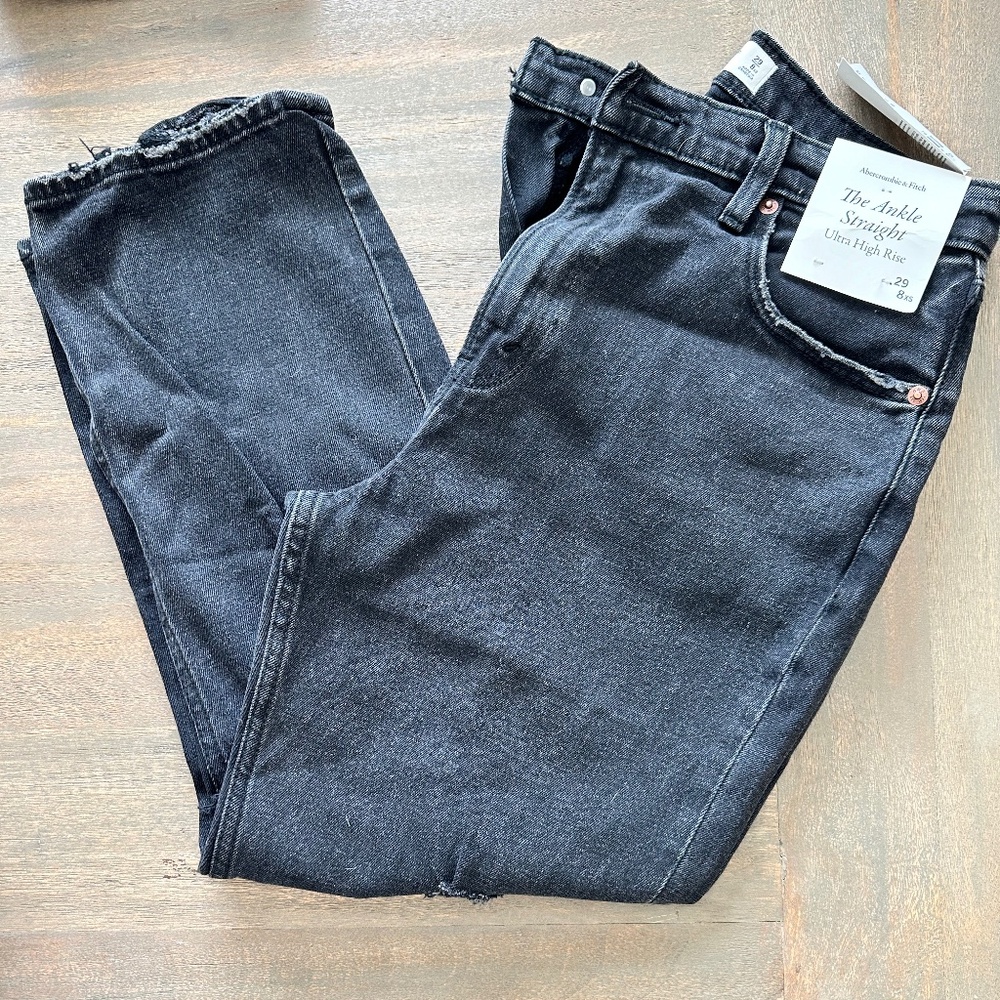 NWT | Abercrombie A&F | “The Ankle Straight Ultra High Rise” | 29 XShort
